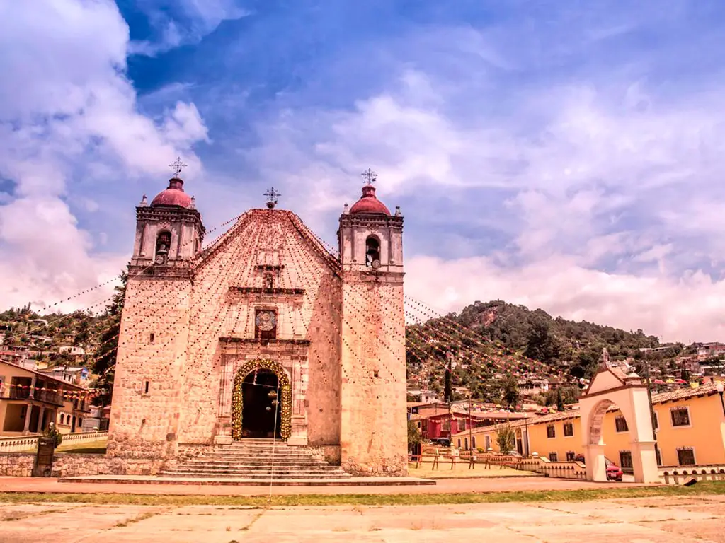 Templo de San Mateo Aposto - Pueblo Magico de Capulalpam de Mendez en Oaxaca
